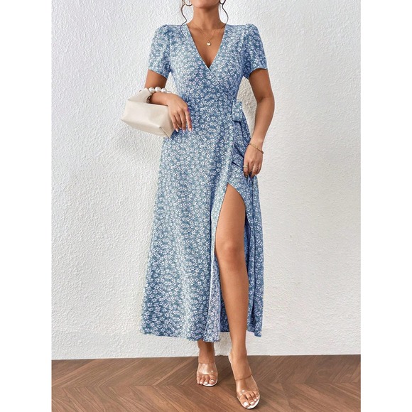 🌟 Frenchy Ditsy Floral Print Knot Side Wrap Dress - Picture 11 of 11